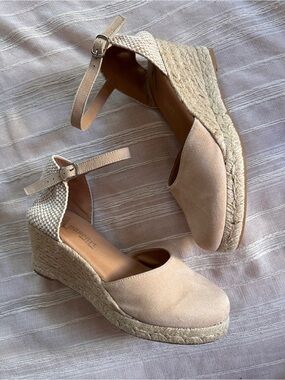 PASEART Beige Suede Wedge Espadrille Sandals | 8.5